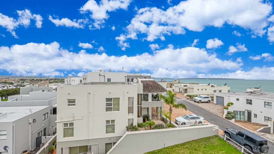 5 Bedroom Property for Sale in Waterfront Western Cape